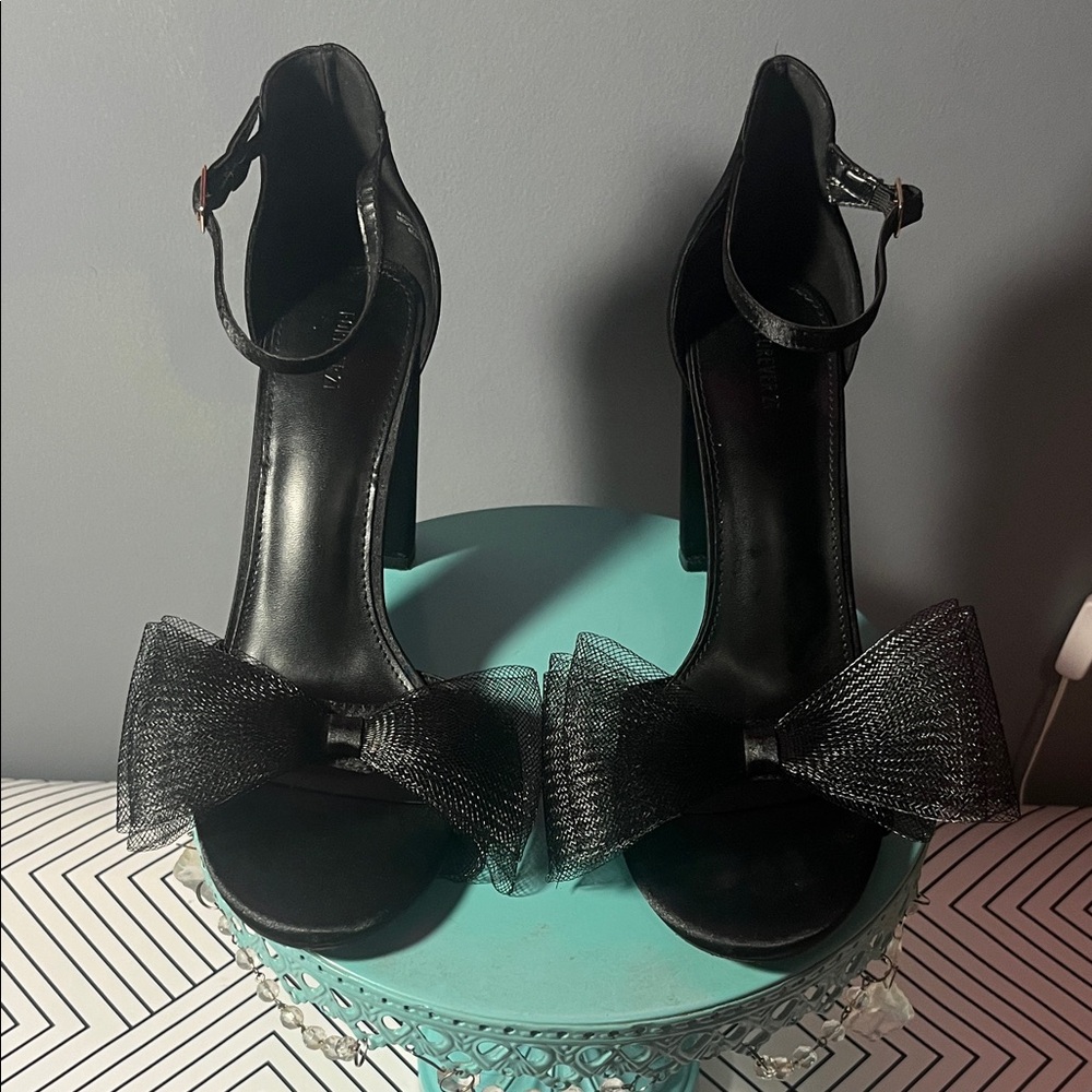 Forever 21 Black Bow Heels